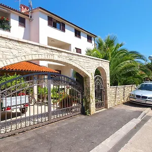 Ivica 1452 *** Fažana